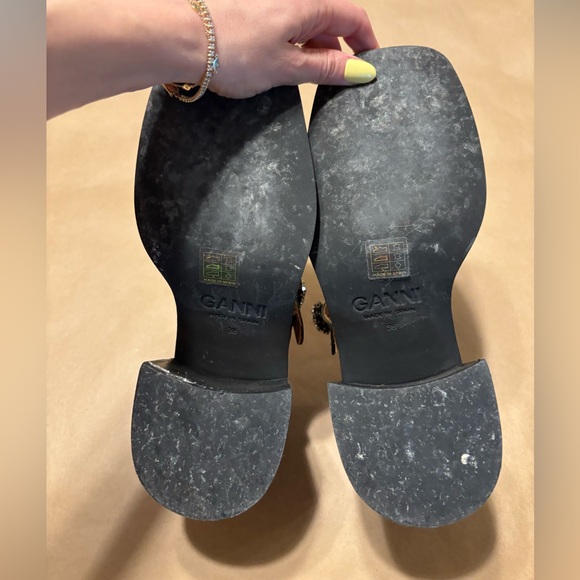 GANNI Leather Mary Jane Pumps - Picture 5 of 7